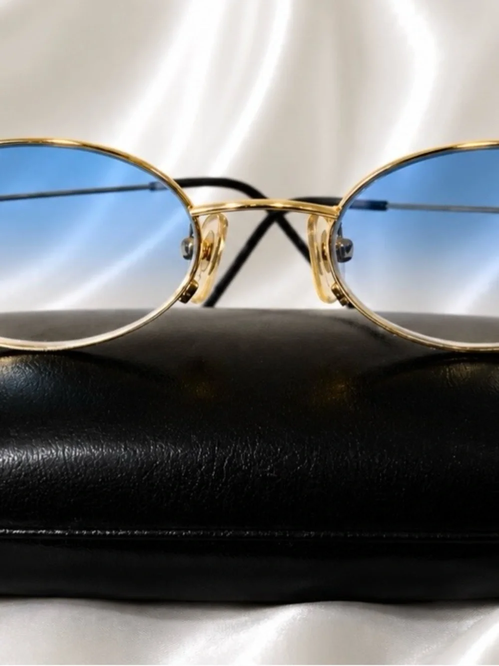 VERY RARE Authentic Gucci Coogi Brand Name Gold Metal Frame Blue Tint Sunglasses